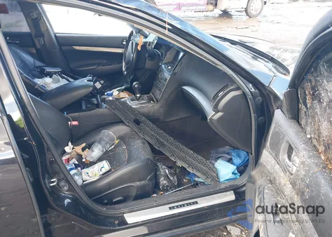 2013 Infiniti G37X z USA, uszkodzony, nr VIN JN1CV6AR2DM754159